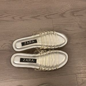 zara platform sandal-price is firm.